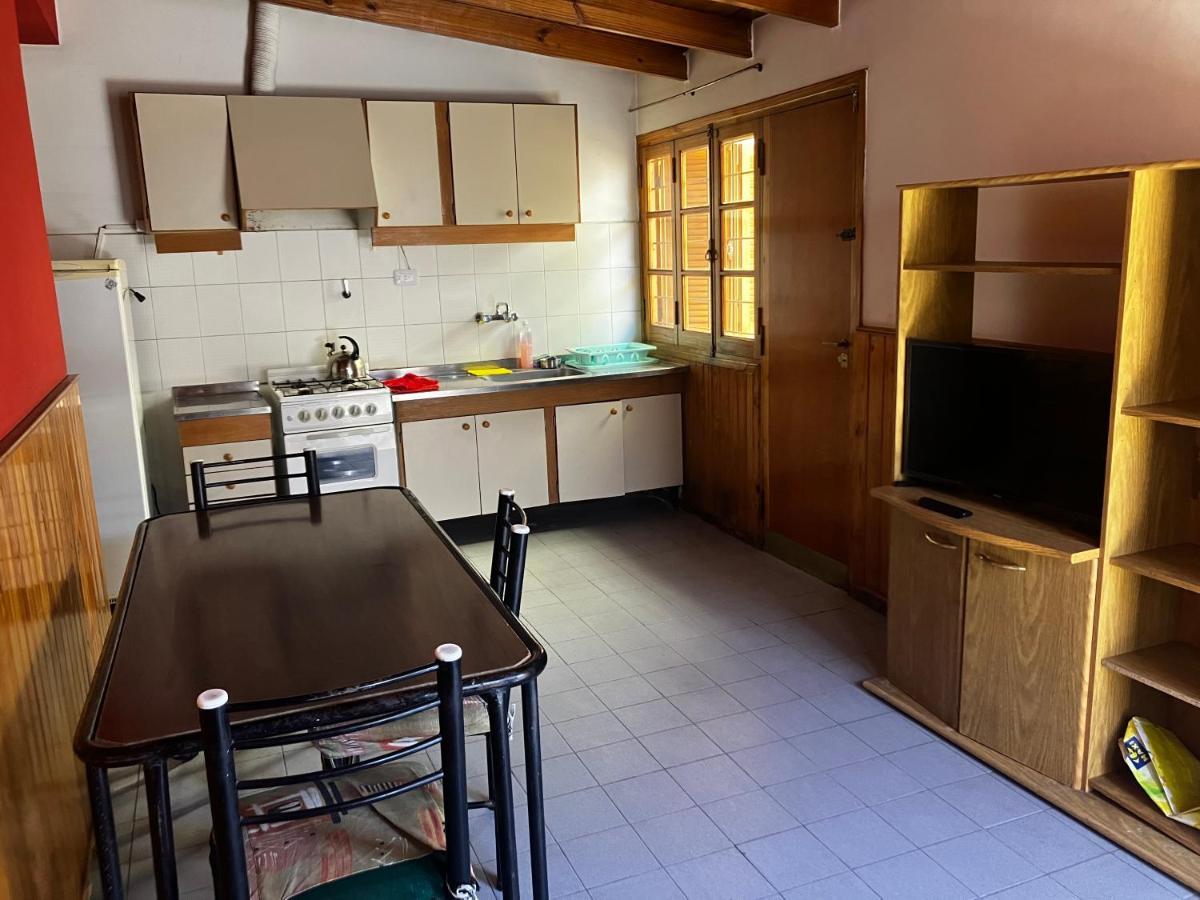 Mendos Gc Rivadavia Dto 2 Apartamento *